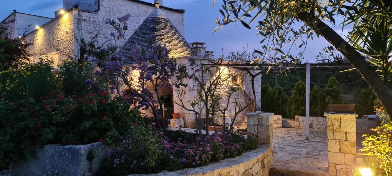 Гостевой дом Il Trullo Di Nonna Lella Кастеллана-Гротте Экстерьер фото
