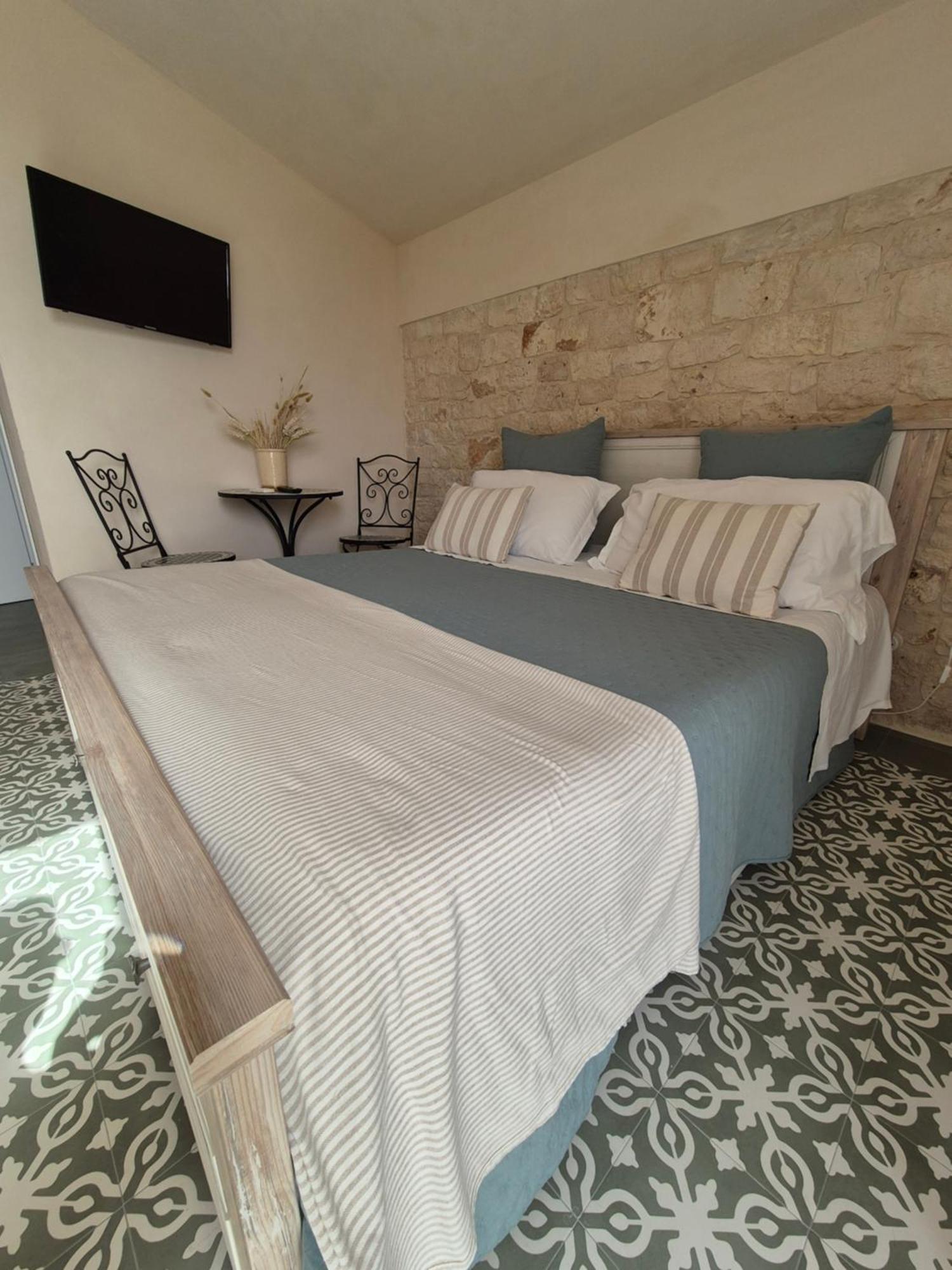 Гостевой дом Il Trullo Di Nonna Lella Кастеллана-Гротте Экстерьер фото
