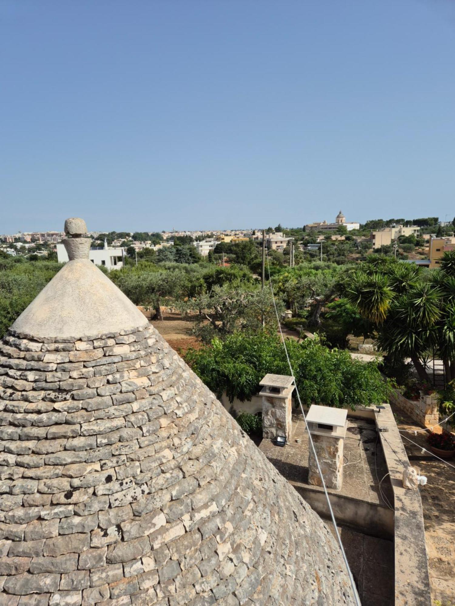Гостевой дом Il Trullo Di Nonna Lella Кастеллана-Гротте Экстерьер фото